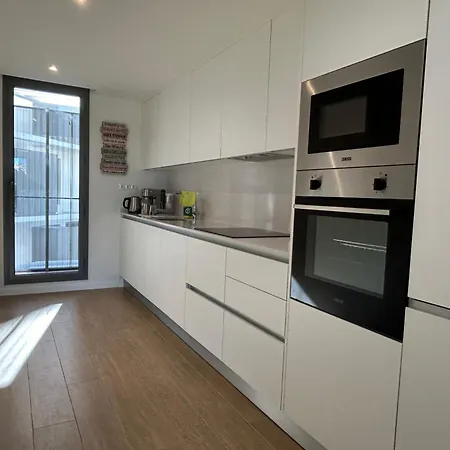 - Sun & Sea Experience Apartment