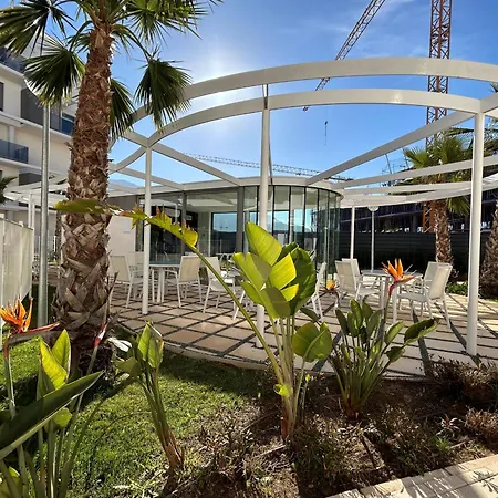 - Sun & Sea Experience Apartment